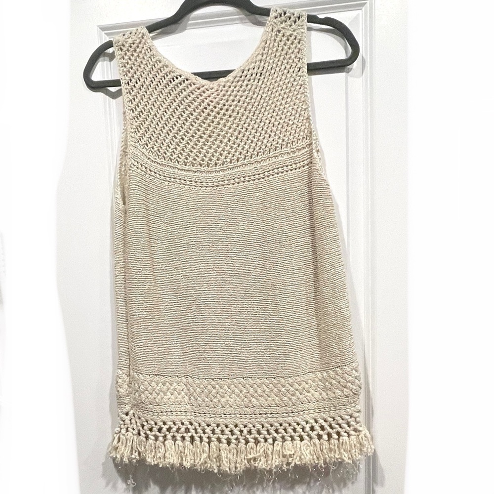 Lilly pulitzer limon sweater sleeveless metallic top - Picture 9 of 10